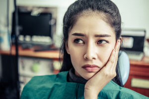 抜歯矯正はやめたほうがいい？後悔しやすいケース