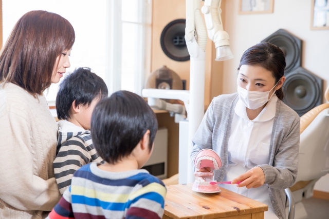 子どもの矯正治療に悩んだら