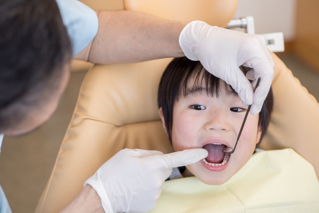 床矯正を子供に受けさせるか悩んでいるなら歯科医院に相談