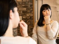 矯正中にフロスが入らない原因とは？入らない場合の対処法や注意すべきことを紹介