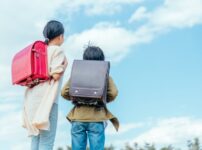 小学生が矯正するメリットを歯科医が解説｜小学生向けの治療方法や注意点もご紹介します