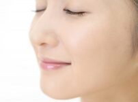 歯列矯正で鼻の形が変わるのか歯科医が解説｜変化したように見える理由や鼻以外の変化も紹介します